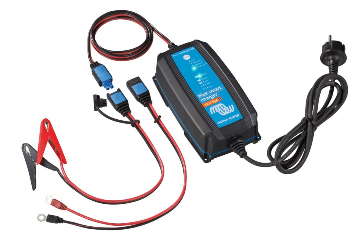 Blue Smart IP65 Batterilader 12V 15A m/Bluetooth, Victron